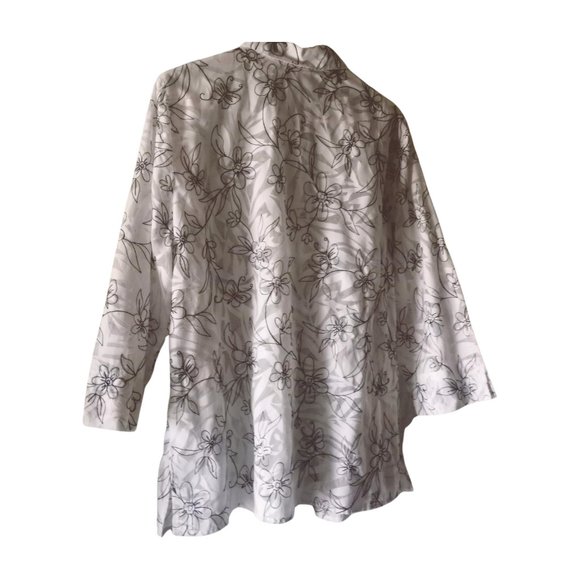 Women's 16 Alfred Dunner Sheer Button Down Shirt - Picture 5 of 15